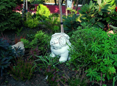 Garden Decoration Dog Patio Stone Figures Decorative Figure White Statue